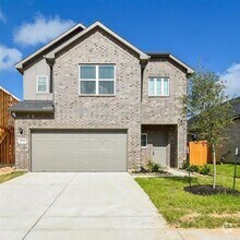 Building Photo - 27131 Grey Fox Run