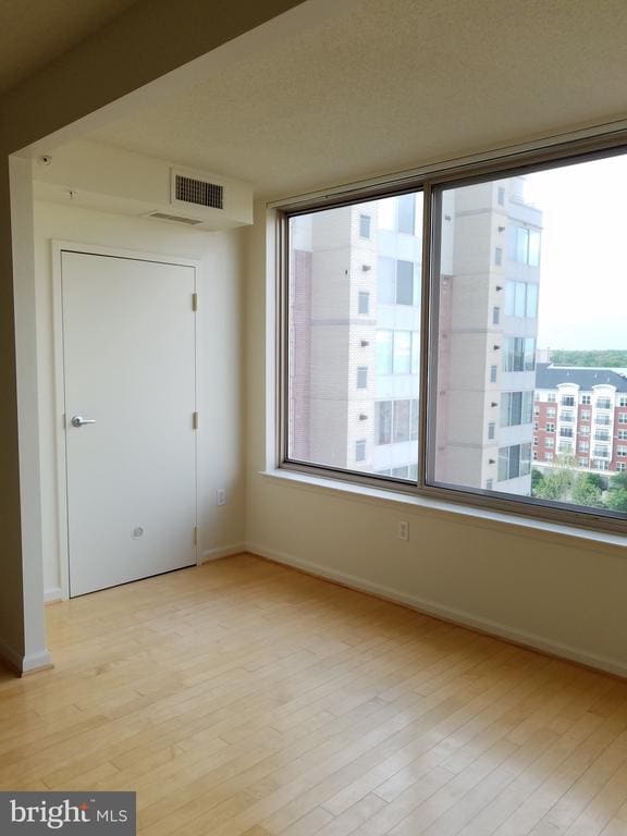 Foto del edificio - 2726 Gallows Rd