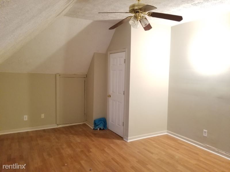 Primary Photo - 1 br, 1 bath Apartment - 270 Archer st B