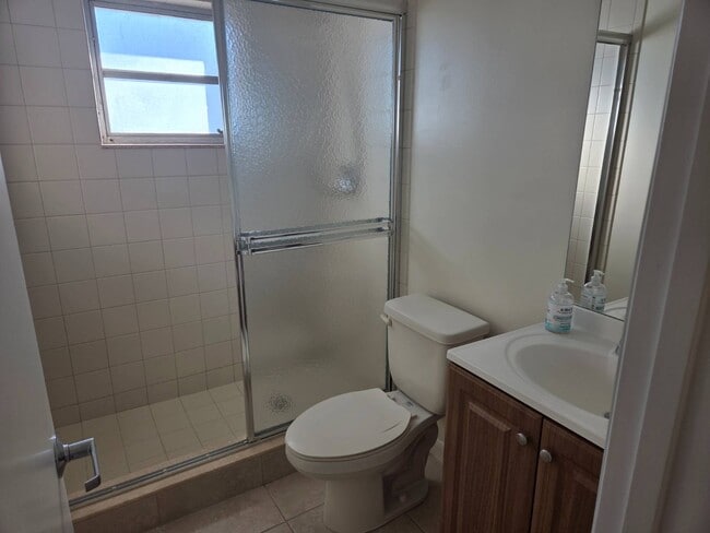 Building Photo - 4609 Leucadendra Dr