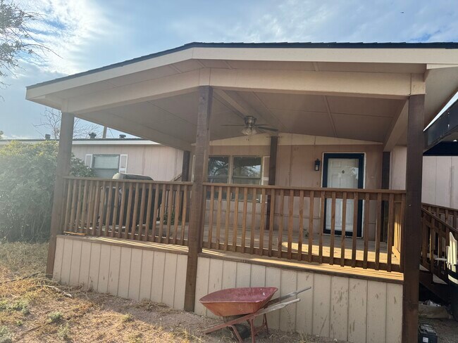 Foto del edificio - 13322 W County Rd 124