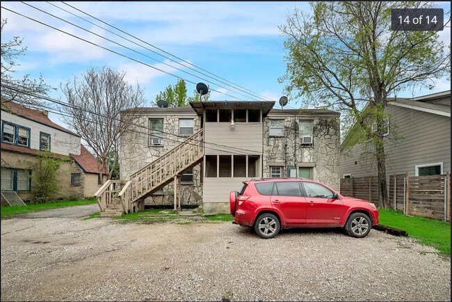 Foto del edificio - 2815 Primrose Ave