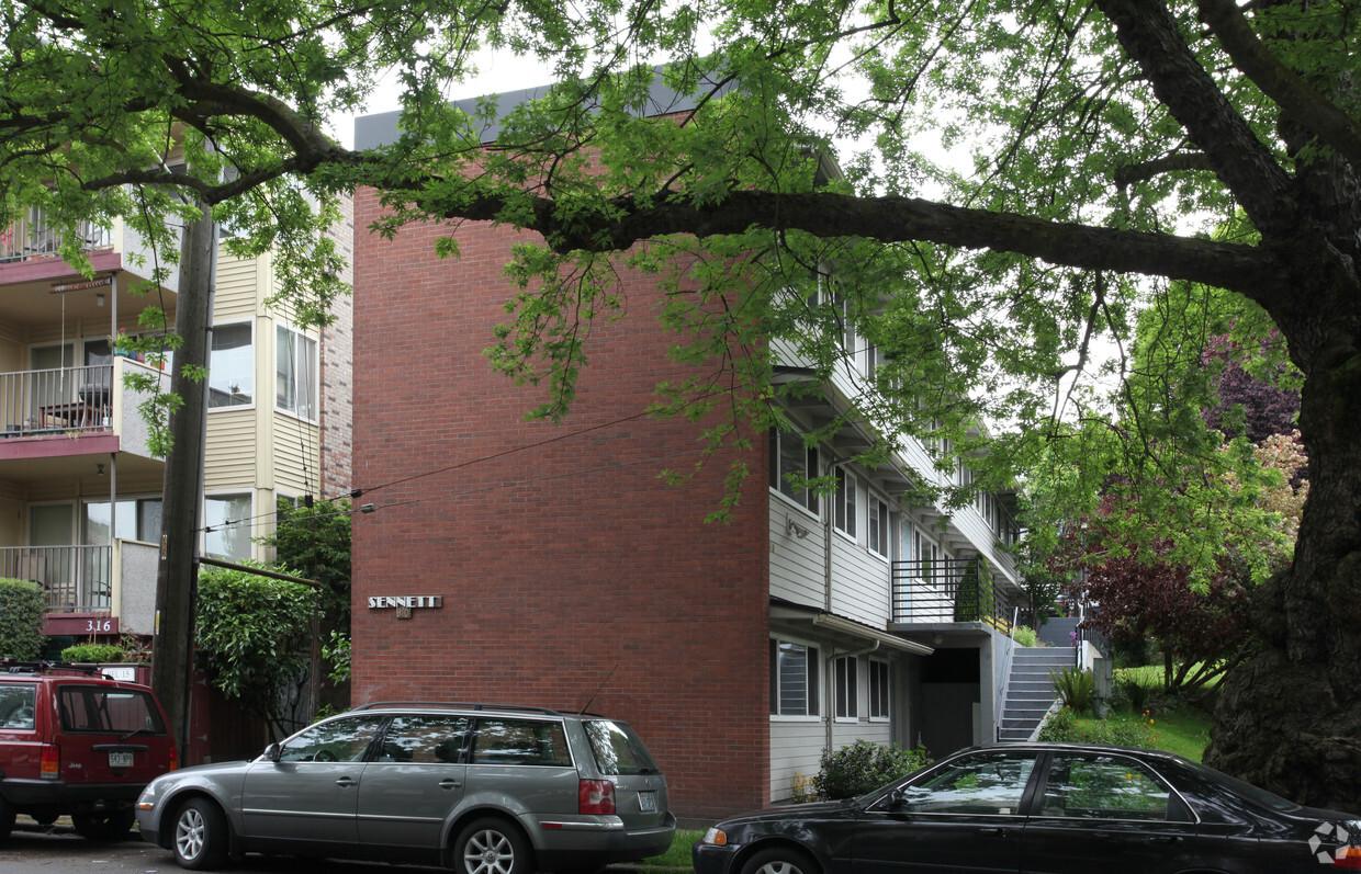 Building Photo - The Sennett Apartments