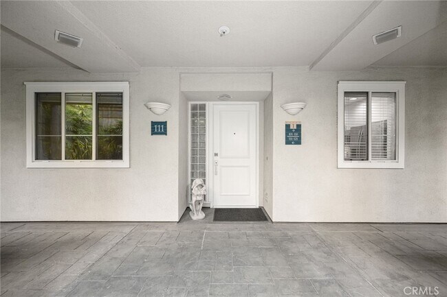 Foto del edificio - 2253 Martin-