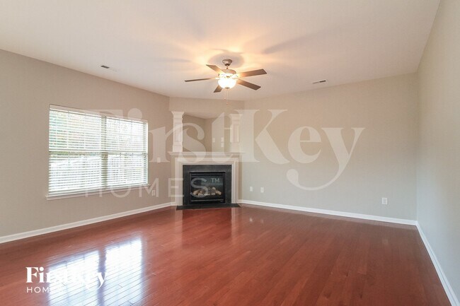 Building Photo - 111 Rosemont Ln