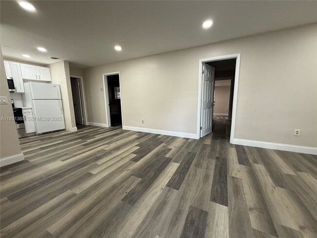 Foto del edificio - 3033 NW 43 Terrace