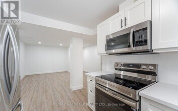 Building Photo - 283 PORTER - LOWER LEVEL St