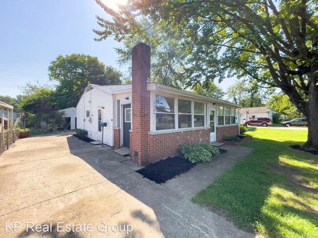 Building Photo - 3 br, 1 bath House - 3084 Fairwood Ave