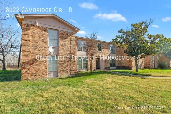 Building Photo - 8022 Cambridge Cir