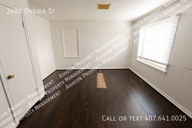 Photo - 2680 Oneida St House