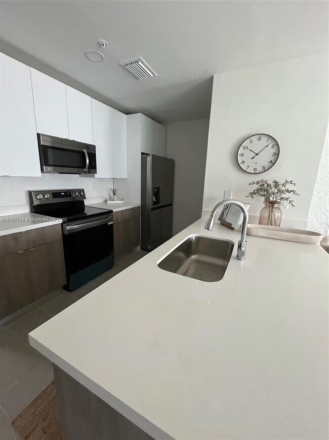 Foto del edificio - 2511 Pierce St