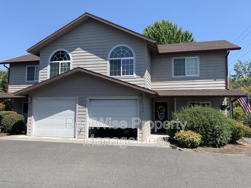 Foto principal - 2190 NW Hawthorne Ave