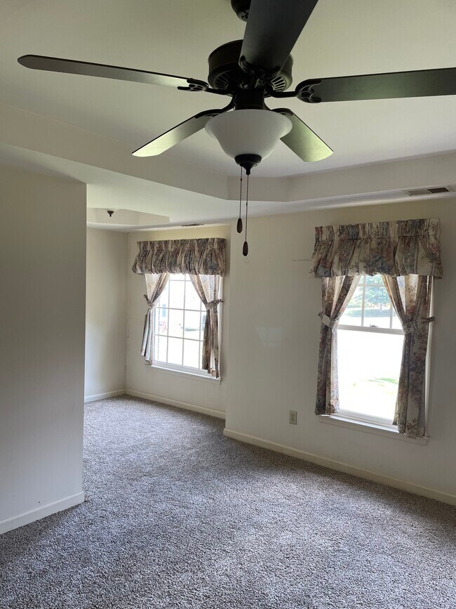 Foto del edificio - 208 Cambridge Plz