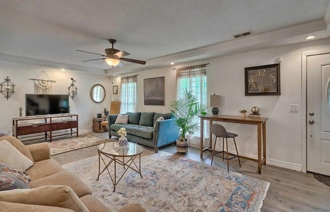 Foto del edificio - 189 Hester Woods Dr