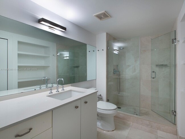 Building Photo - 121 Crandon Blvd