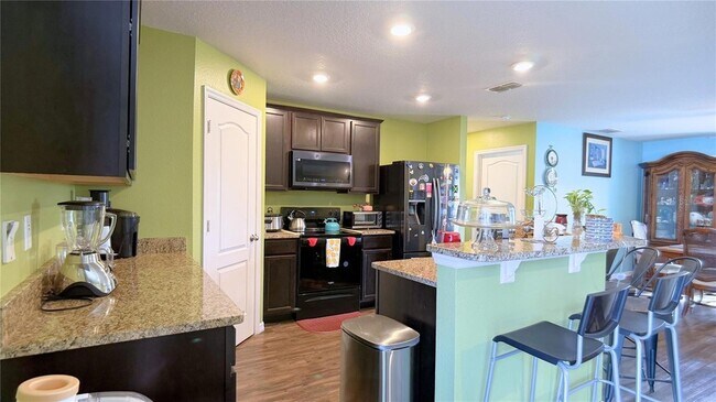 Foto del edificio - 35901 Joewood Ave