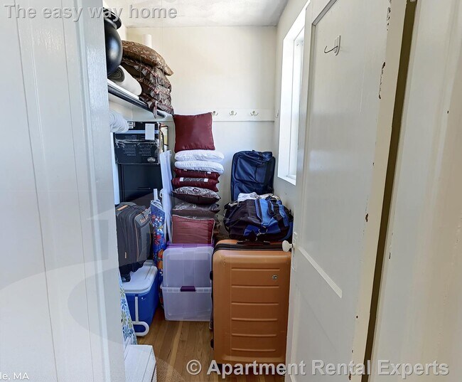 Building Photo - 402 Highland Ave