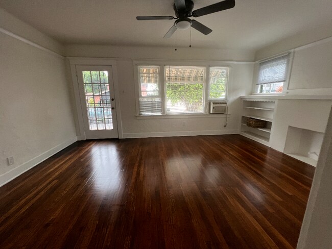 Building Photo - 733 Belmont Ave