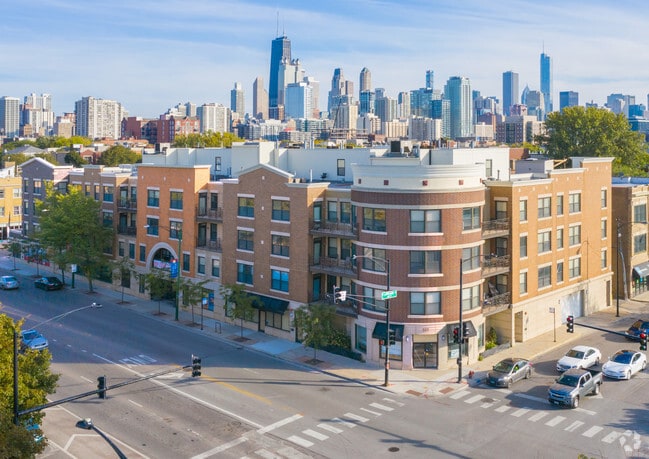 Building Photo - Acclaim on North Avenue
