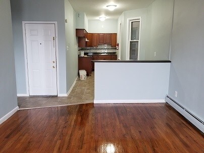 Building Photo - 1048 Broadway