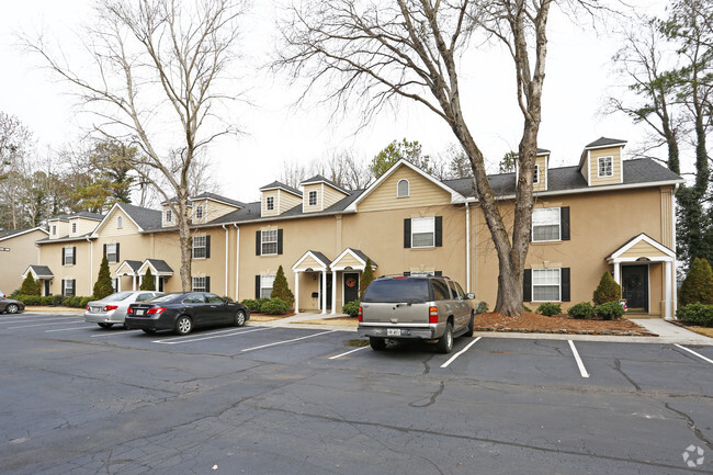 Building Photo - Elizabeth Heights