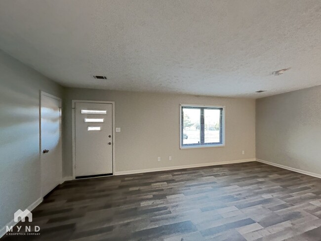 Building Photo - 130 Nail Rd