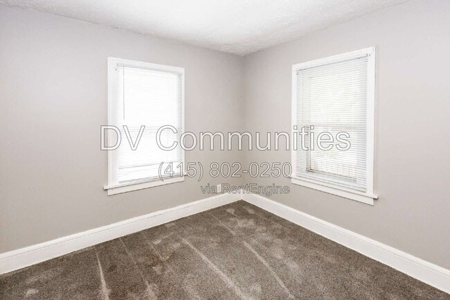 Building Photo - 854 Eva Ave