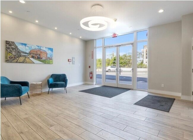 Foto del edificio - 610 Rutherford Ave