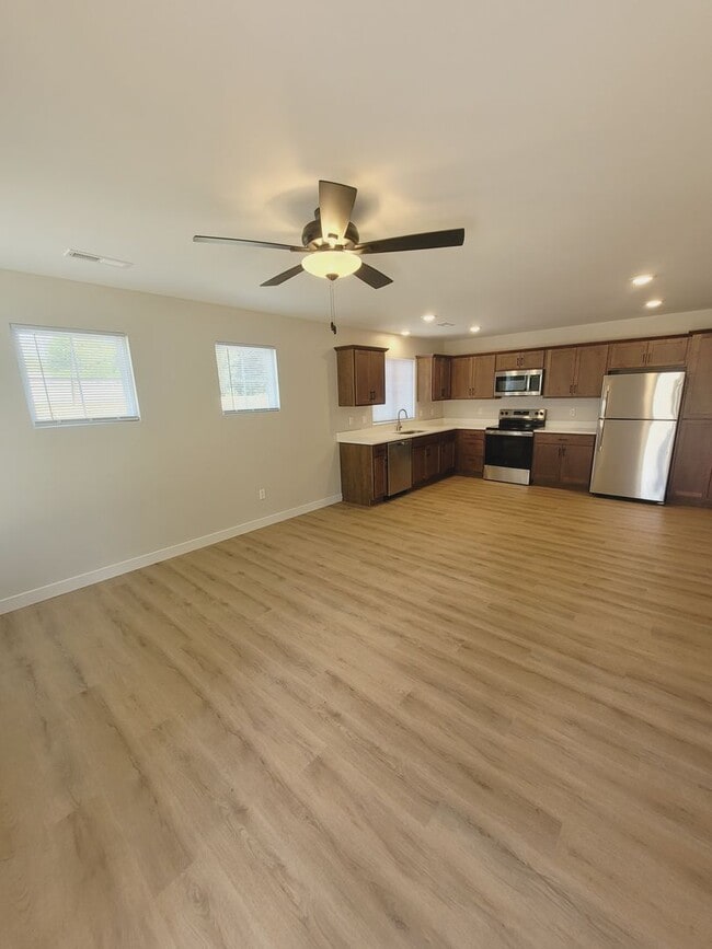 Building Photo - 4614 Alan Ln