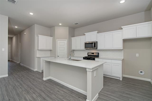 Building Photo - 5406 Big Thicket Ln