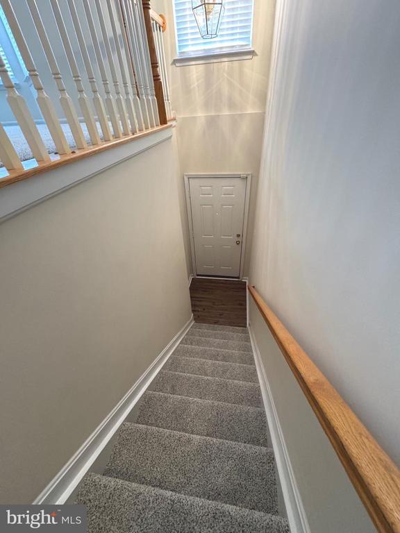 Foto del edificio - 8730 Phipps Farm Way
