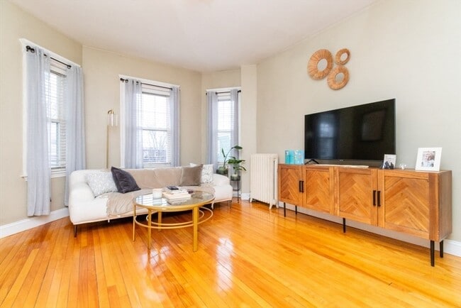 Foto del edificio - 12 Thelma Rd