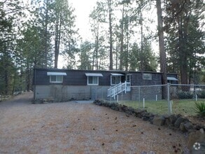 Building Photo - 60948 Granite Dr