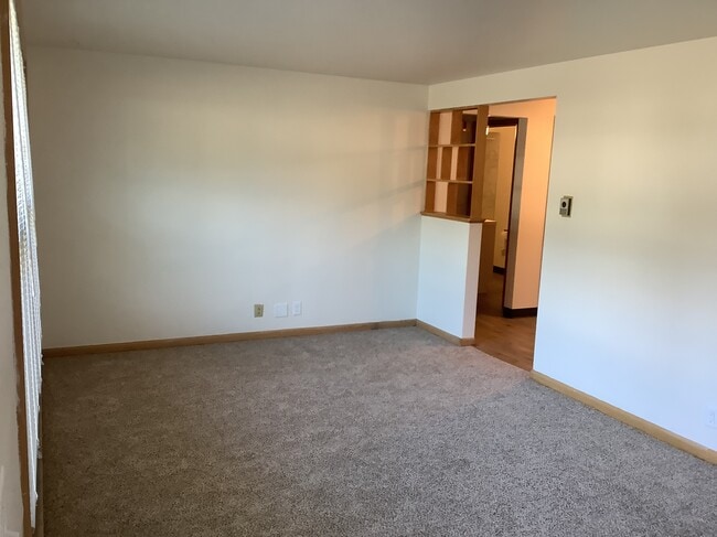 Living Room - 835 Neufeld St
