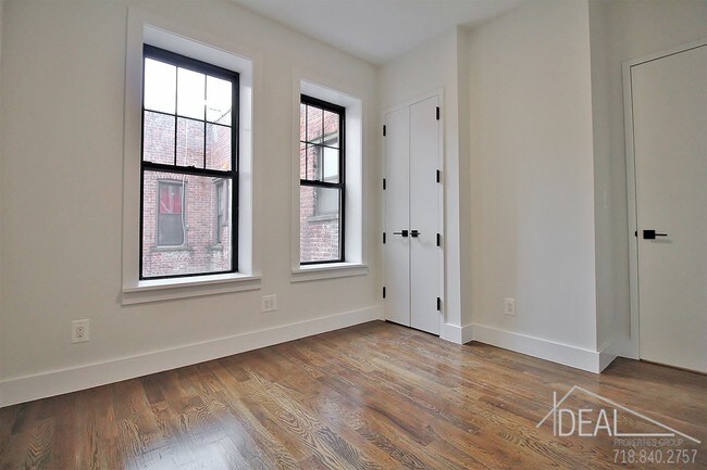 Foto del edificio - BRAND NEW 2 BED in Ditmas Park!