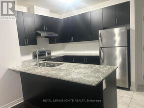 Building Photo - 7325 Markham Rd