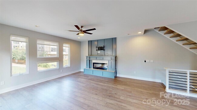 Foto del edificio - 208 Walnut Ave