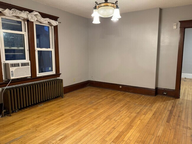 Foto del edificio - 2630 Grand St NE