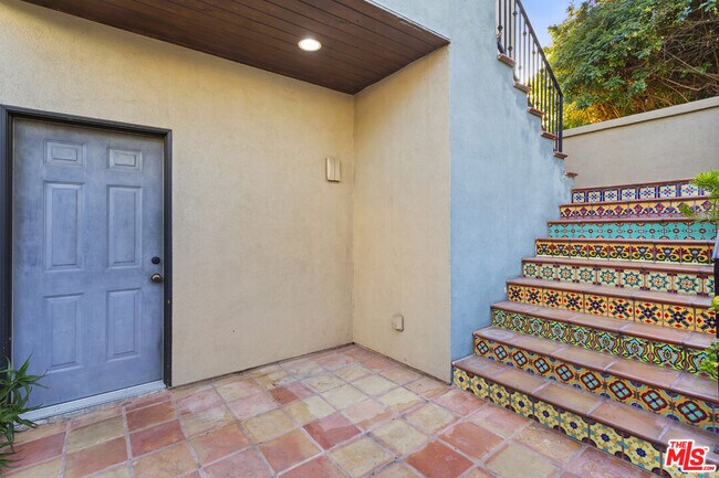 Foto del edificio - 4182 Irving Pl