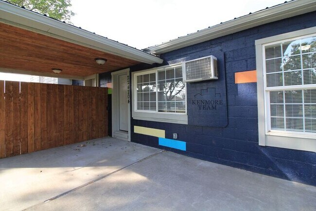 Building Photo - 224204 E Main St