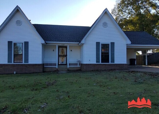 Foto del edificio - 7309 Kingcrest Rd