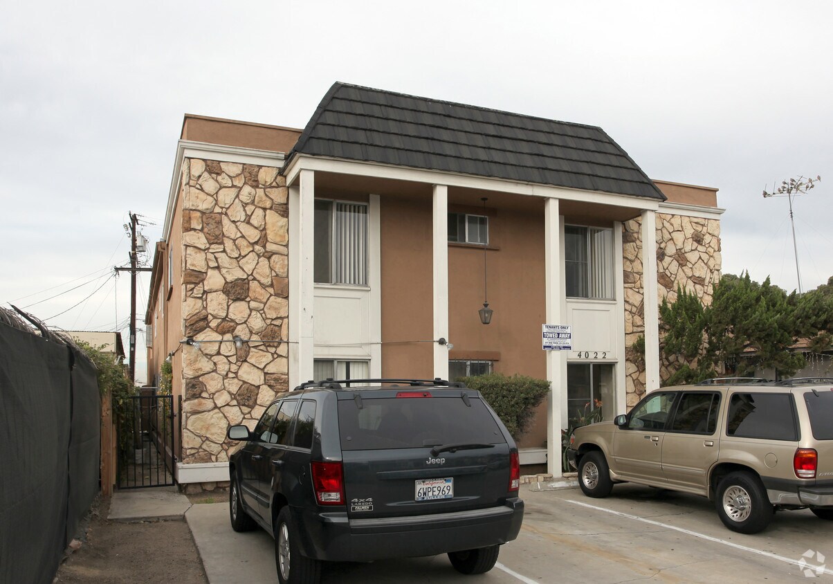 Building Photo - 4022 42nd St