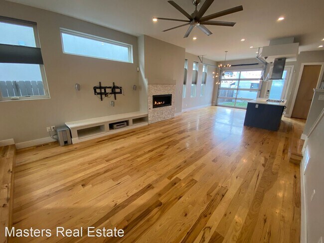 Building Photo - 5 br, 3.5 bath House - 4483 N Vrain St