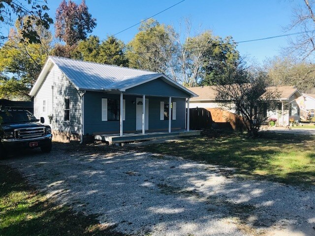 Foto del edificio - 1211 San Hsi Dr