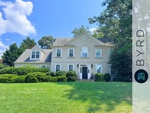 Building Photo - 3808 Ivyglen Dr