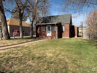 Building Photo - 209 15th St
