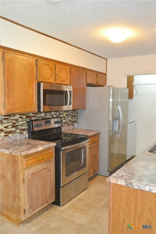 Foto del edificio - 2401 Ridglea Ct