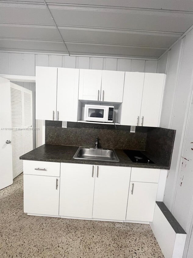 Foto principal - 1400 SW 29th Ave