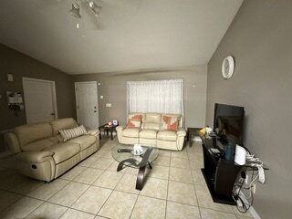 Foto del edificio - 15120 SW 29th Av Rd