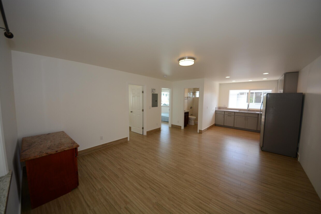 Primary Photo - 2036 9th Ave